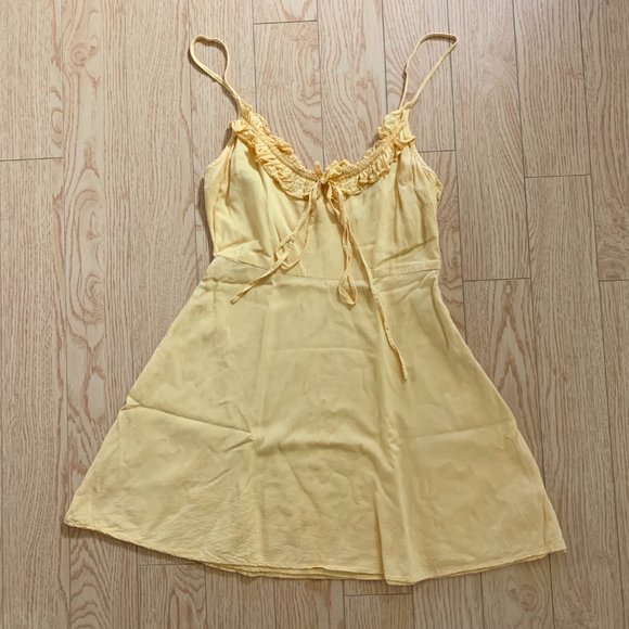 Privacy Please Perry Mini Golden Sun Dress Yellow - Picture 4 of 9